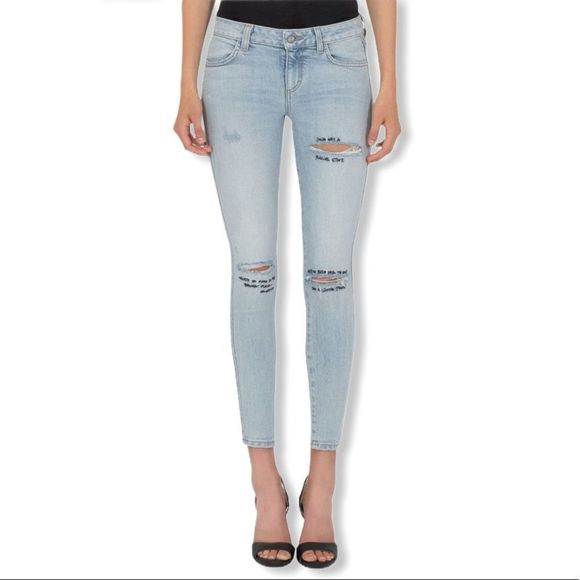 Siwy Denim - Siwy Hannah Skinny Light Wash Embroidered Quote Distressed Jeans 7 Day Weekend